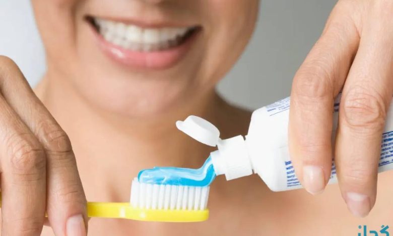 مكونات معجون الأسنان الصحي